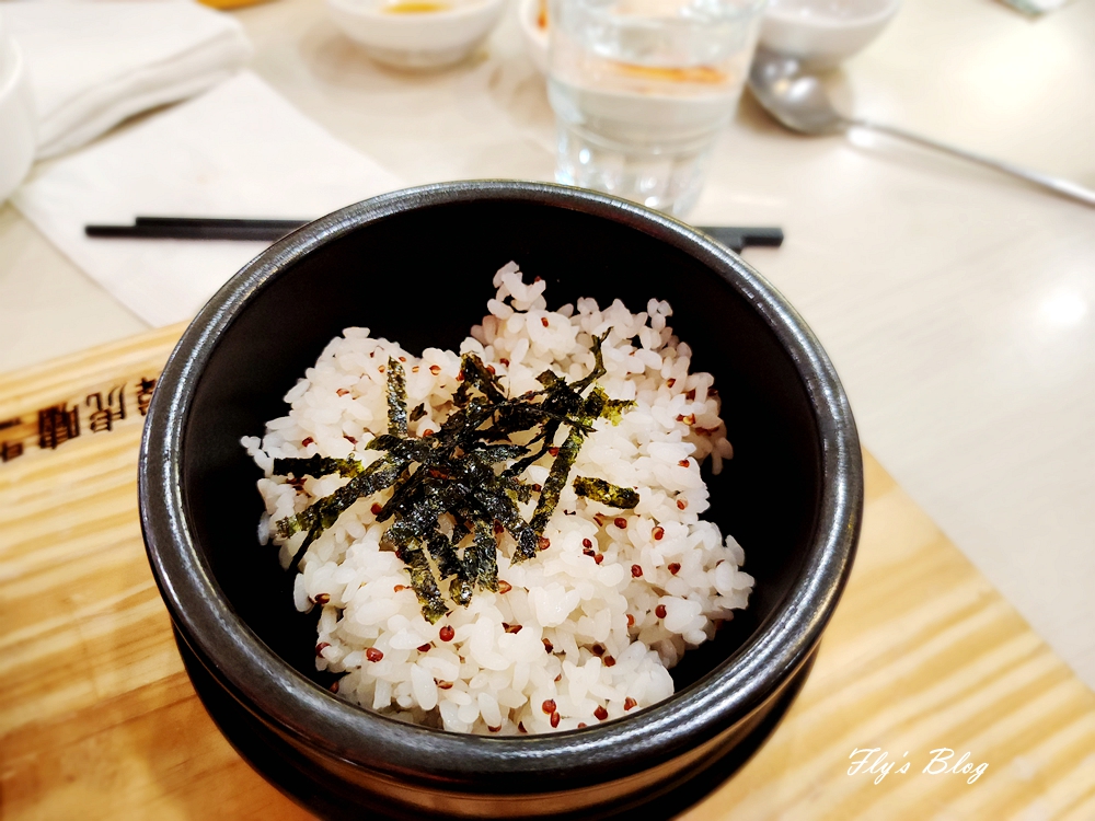 韓虎嘯Tigeroar Express韓式料理專門店，小菜自取吃到飽 @我眼睛所看見的世界（Fly&#039;s Blog）