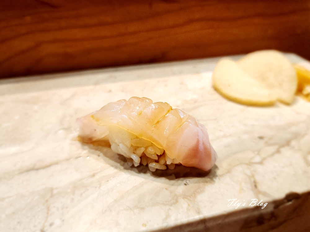 鐵人壽司，隱藏在芝山捷運站的好吃無菜單日料 @我眼睛所看見的世界（Fly's Blog）