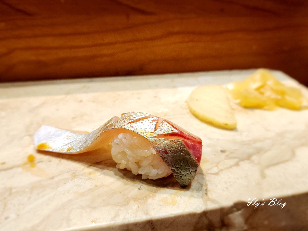 鐵人壽司，隱藏在芝山捷運站的好吃無菜單日料 @我眼睛所看見的世界（Fly&#039;s Blog）