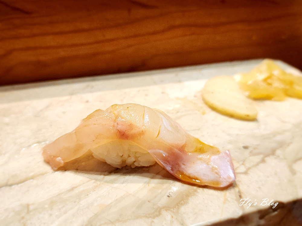 鐵人壽司，隱藏在芝山捷運站的好吃無菜單日料 @我眼睛所看見的世界（Fly's Blog）