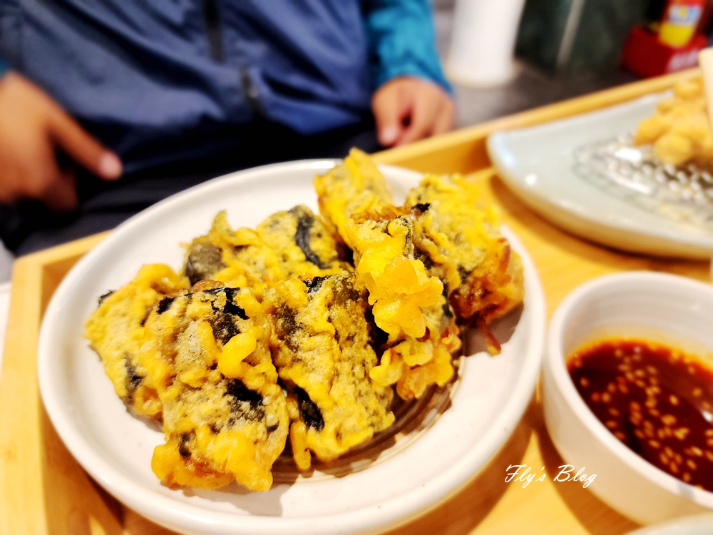 bb.q CHICKEN韓式料理，炸雞、石鍋料理、飯捲，一網打盡（菜單） @我眼睛所看見的世界（Fly&#039;s Blog）