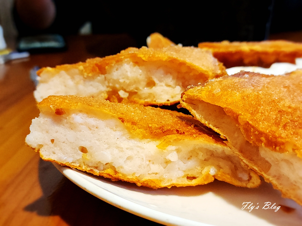 這家月亮蝦餅超級厚的啦！東方泰國小館，石牌超人氣泰國料理~ @我眼睛所看見的世界（Fly&#039;s Blog）
