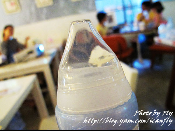NUBY矽晶奶瓶、副食品餵食器，媽咪的超級幫手！ @我眼睛所看見的世界（Fly&#039;s Blog）