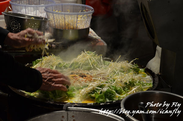 台南武聖夜市，阿三哥蚵仔煎、台南臭豆腐 @我眼睛所看見的世界（Fly&#039;s Blog）