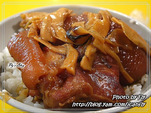 【就是愛吃】沙茶牛肉與焢肉飯《台北：寧夏夜市》 @我眼睛所看見的世界（Fly&#039;s Blog）