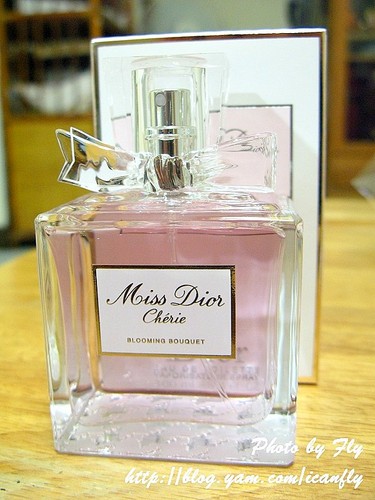 Miss Dior Cherie 花漾迪奧淡香水－我的生日禮物 @我眼睛所看見的世界（Fly&#039;s Blog）