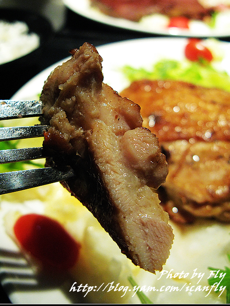 【就是愛吃】超磅牛排定食《台北》（已歇業） @我眼睛所看見的世界（Fly&#039;s Blog）