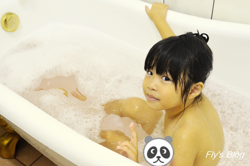 我愛泡泡浴－德國克奈圃 莓果／蘋果精油泡泡浴，讓孩子自動自發洗澡的秘密武器 @我眼睛所看見的世界（Fly&#039;s Blog）
