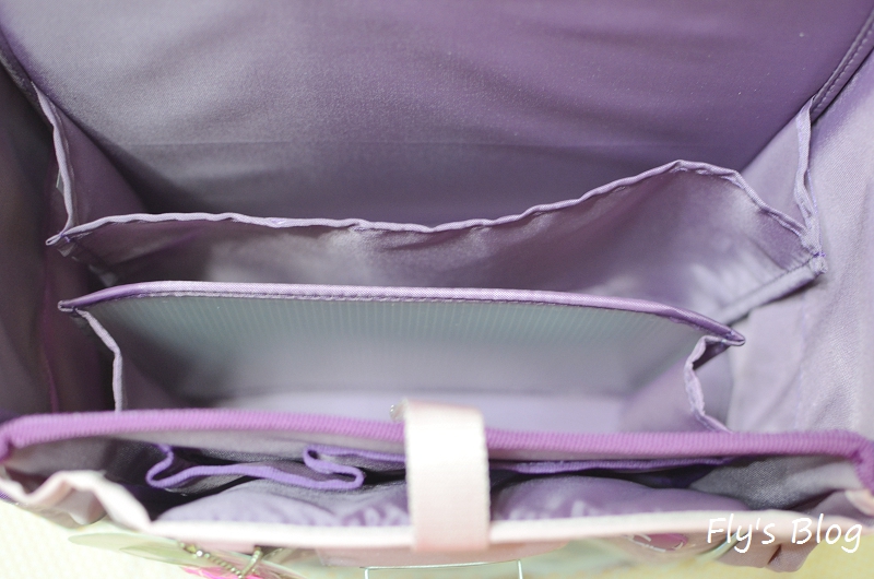 貝米兒書包，寬背帶、護脊的輕巧設計，好背舒適！ @我眼睛所看見的世界（Fly&#039;s Blog）