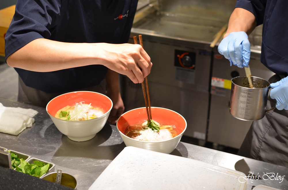 Tsuta蔦拉麵，鹽味拉麵層次豐富非常好吃，世界第一碗米其林拉麵真不是蓋的！ @我眼睛所看見的世界（Fly&#039;s Blog）